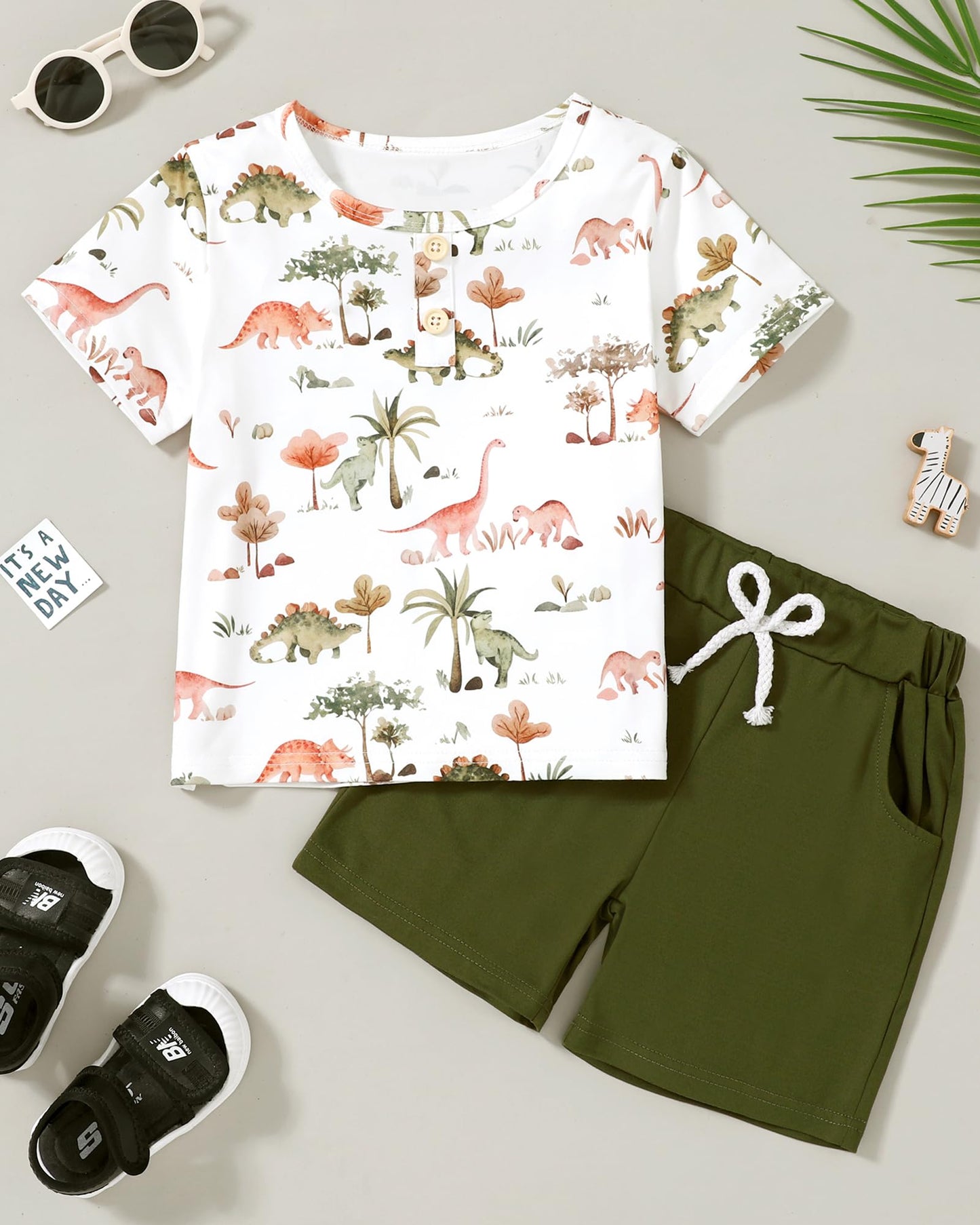 Coco&RARA Toddler Boy Clothes Outfits Kid Summer Hawaiian Print T-Shirt + Elastic Waist Pockets Shorts Clothes Set 2-7T